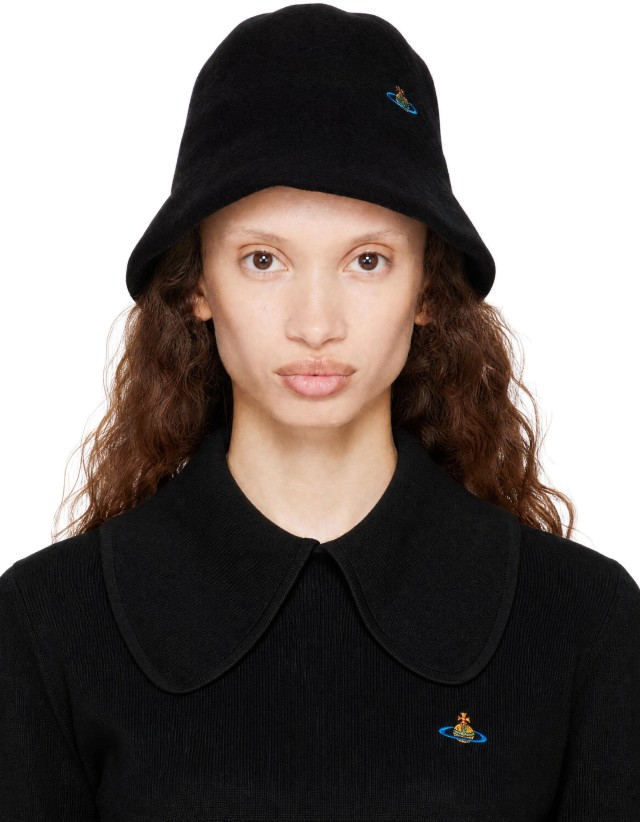 Vivienne Westwood: ブラック バスク クロシェハット | SSENSE 日本