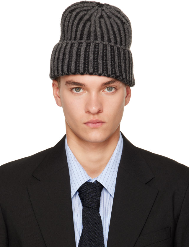 【mfpen】Stage Beanie - Grey mfpen: Gray Stage Beanie | SSENSE United Kingdom
