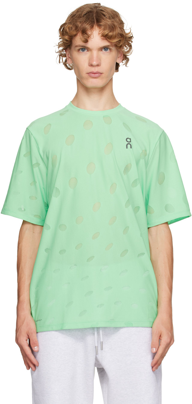On: グリーン＆ホワイト Zero-T Breathe Running Tシャツ | SSENSE 日本